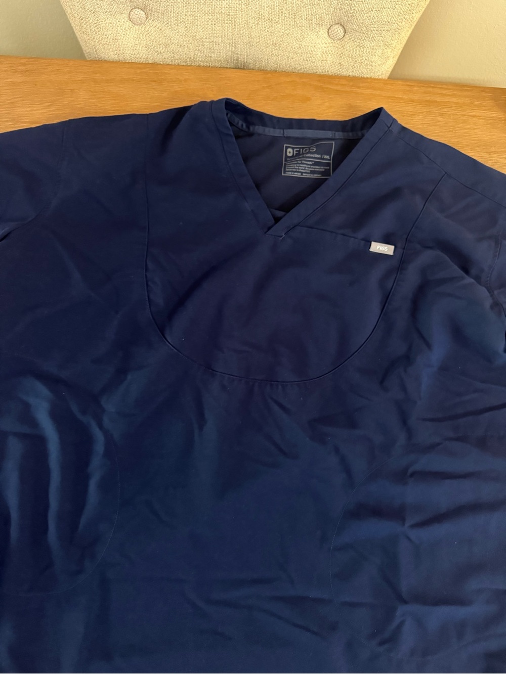 FIGS Navy V-Neck Scrub top and wide leg pants